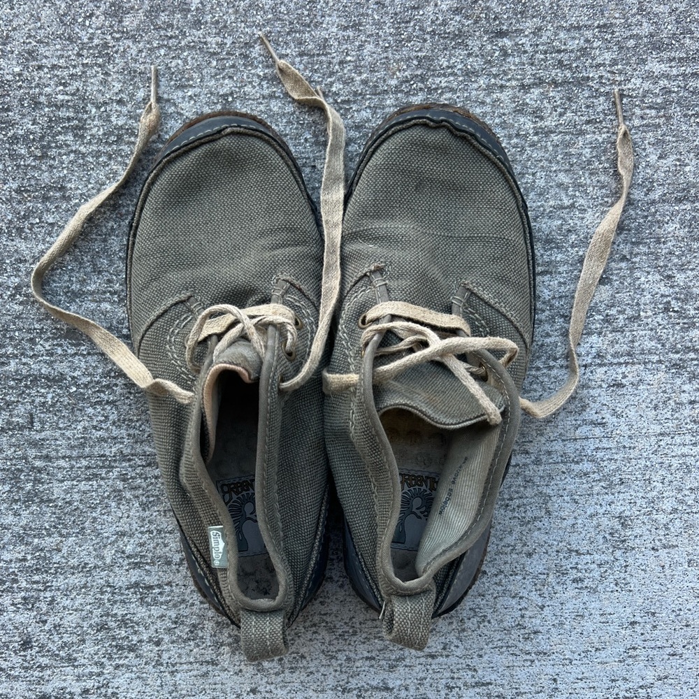 Simple‎ Men’s Casual Green Canvas Shoes, Sz 8